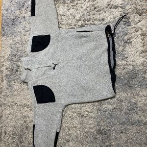 Vintage puma fuzzy sweater